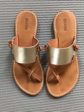 Soludos Tan Leather Sandals with Metallic Gold Band